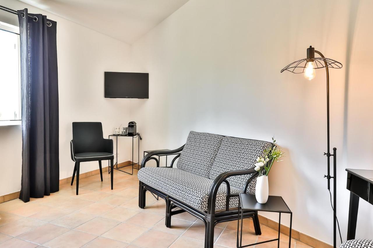 Quintessence Provence Bed & Breakfast Goult Exterior photo